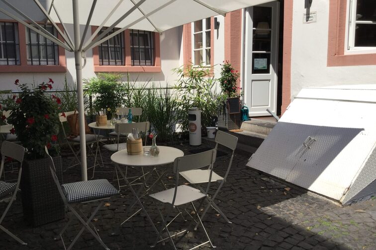 Bergschön'ün iç avlusu