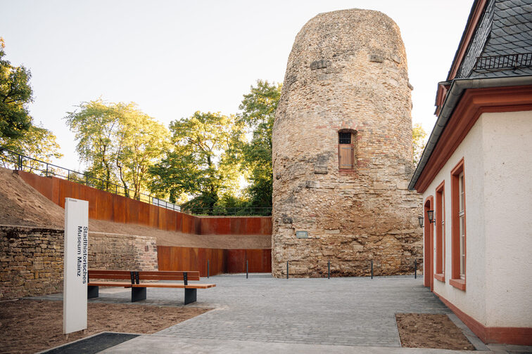 Drusus stone on the railing of the citadel
