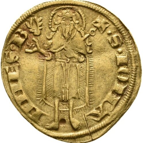 Alte Goldmünze, in der Mitte eine Person mit Gewand, am Rand Buchstaben