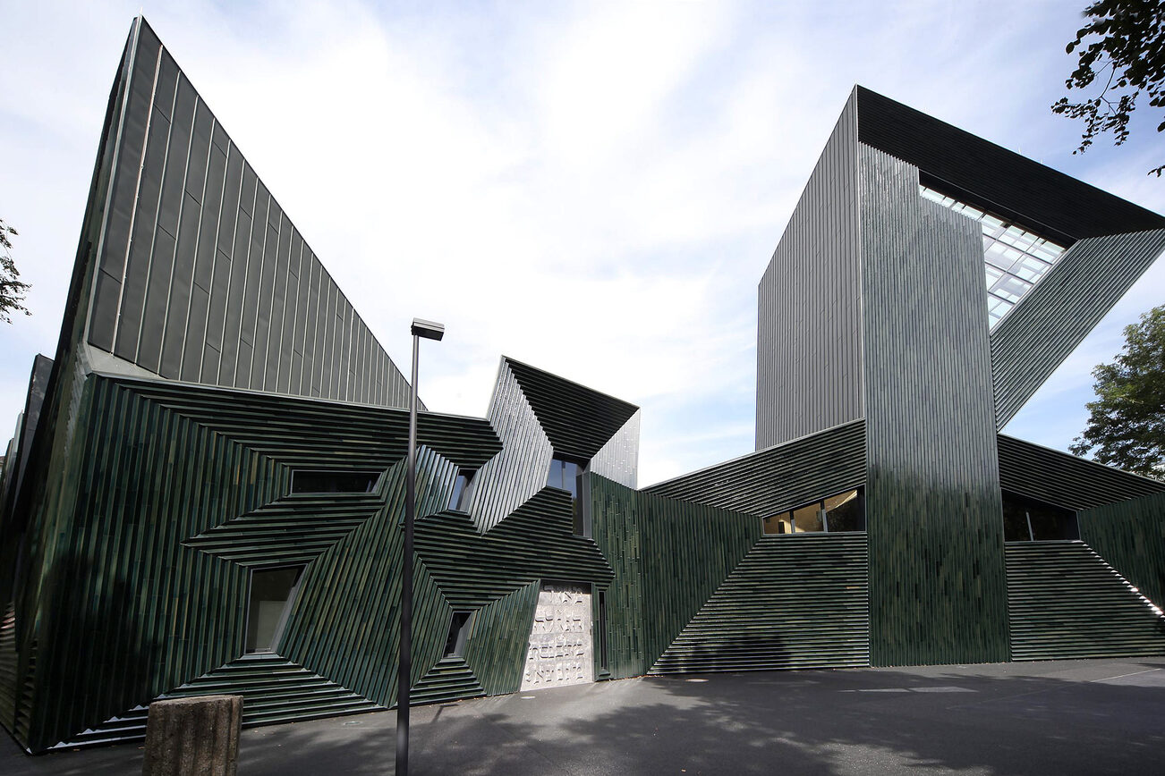 Нова синагога Майнца, Синагогальна площа