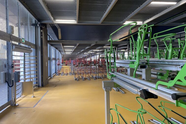 Innenansicht Fahrradparkhaus