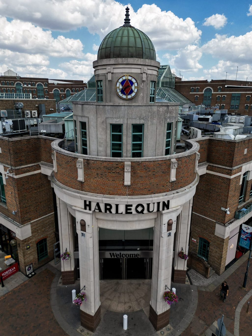 Watford, shopping center