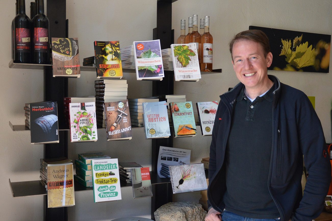 Andreas Wagner und seine Bücher