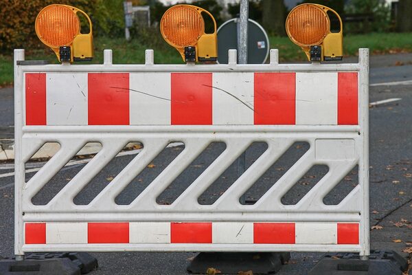 Straßensperrung © Pixabay