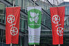 Flagge der Mayors for Peace am Stadthaus Große Bleiche