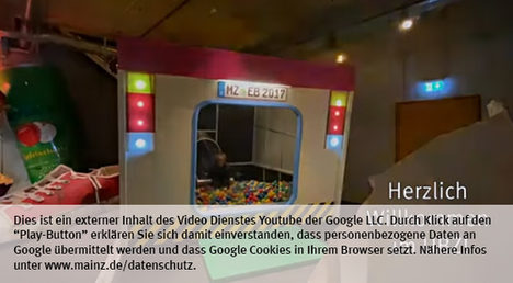 Die Landeshauptstadt Mainz nutzt den Video-Dienst Youtube. Vor einem Klick auf den Play-Button empfängt Youtube keine Daten und setzt keine Cookies. Nähere Informationen über Youtube finden Sie in den Datenschutzinformationen zu unserem Youtube-Kanal: www.mainz.de/datenschutz