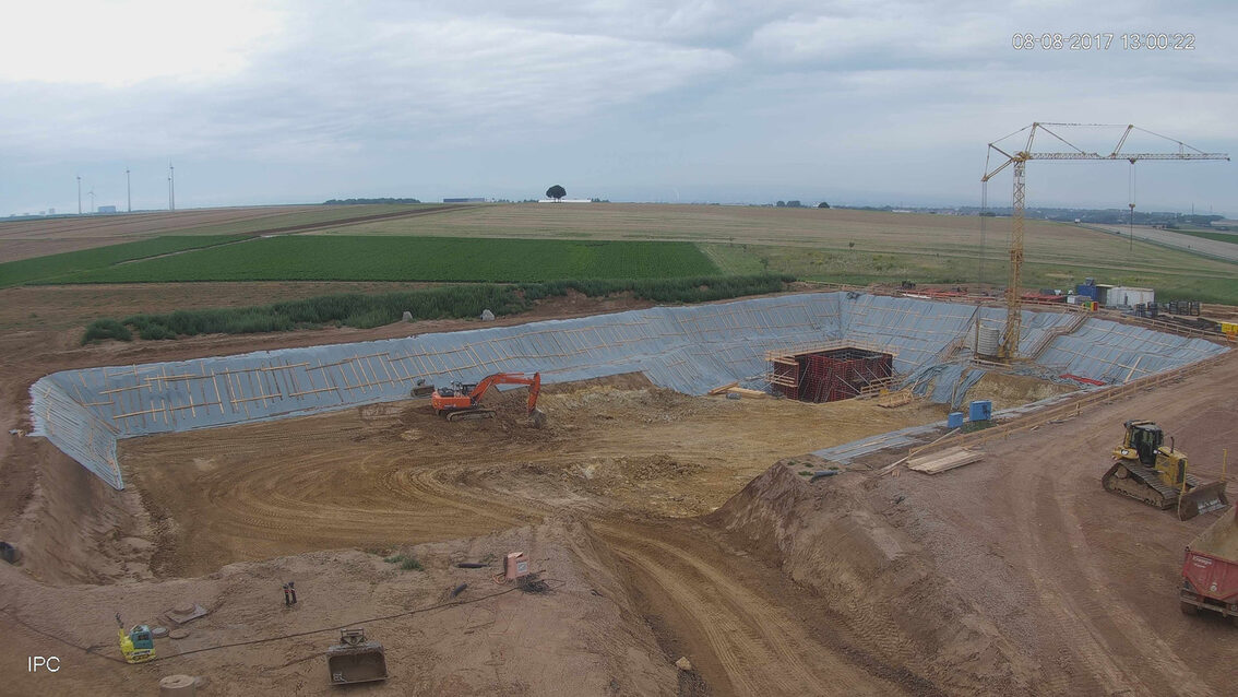 Baustelle Neues Regenrückhaltebecken Ebersheim August 2017