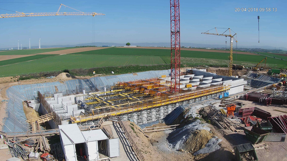 Neubau Regenrückhaltebecken Ebersheim April 2018