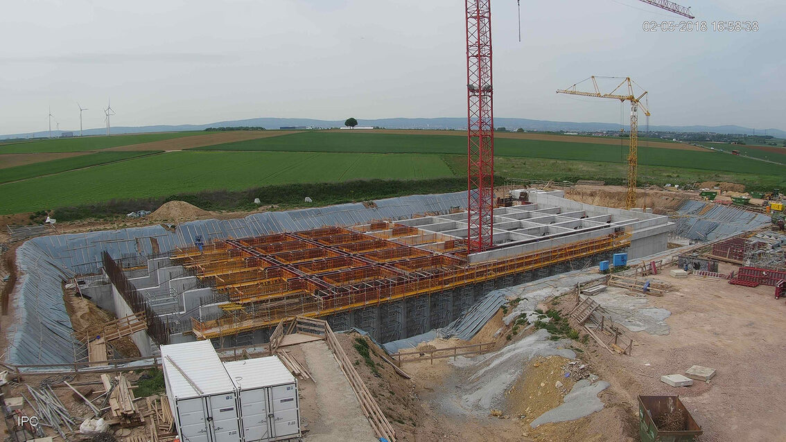 Neubau Regenrückhaltebecken Ebersheim Mai 2018