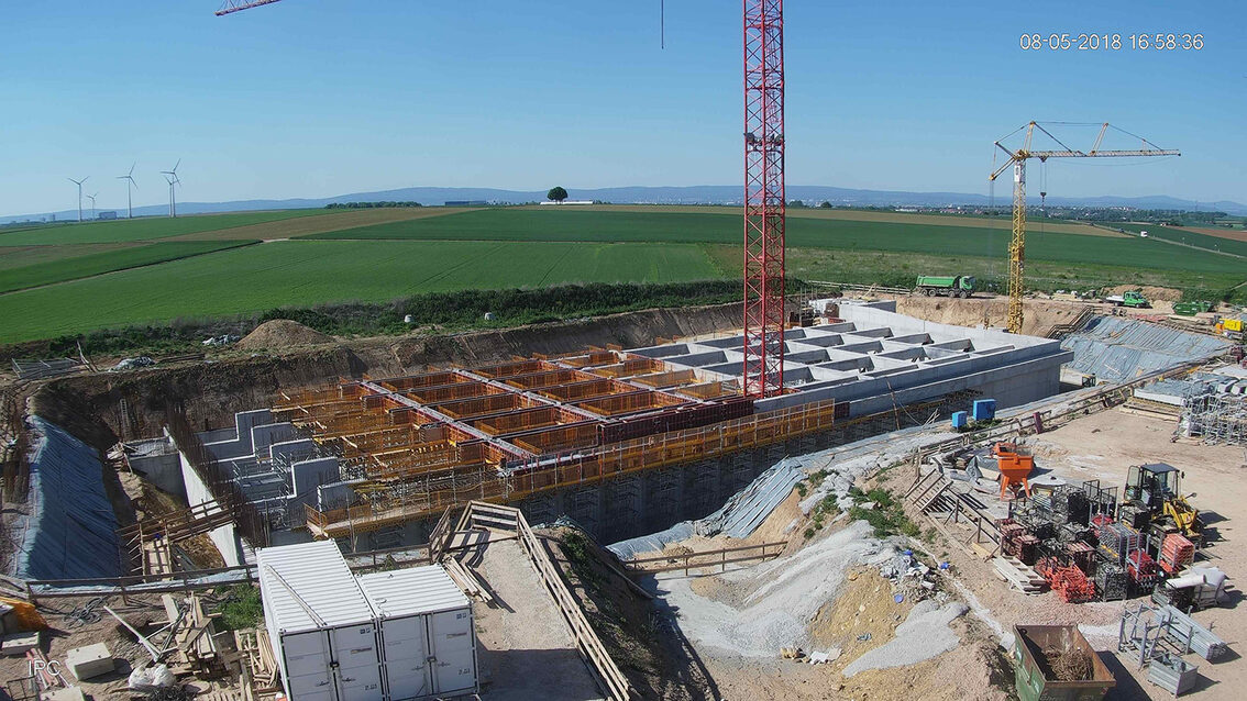 Neubau Regenrückhaltebecken Ebersheim Mai 2018