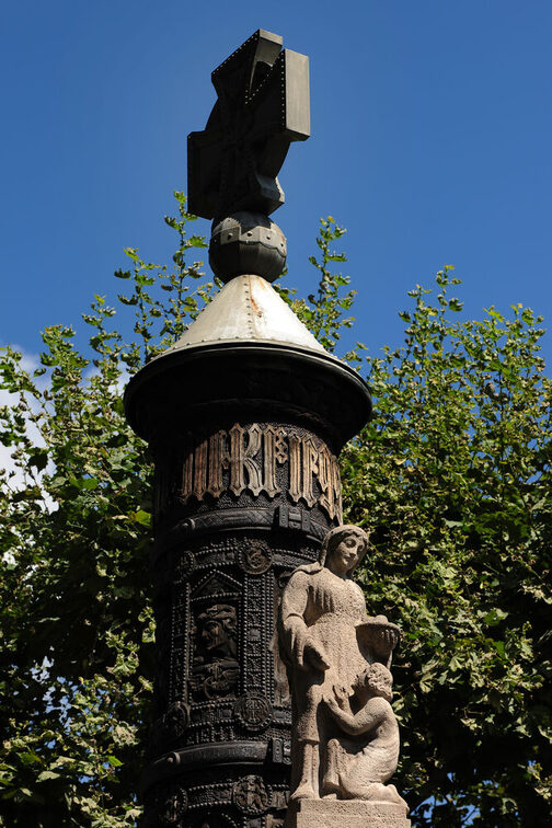 Nail column at Liebfrauenplatz
