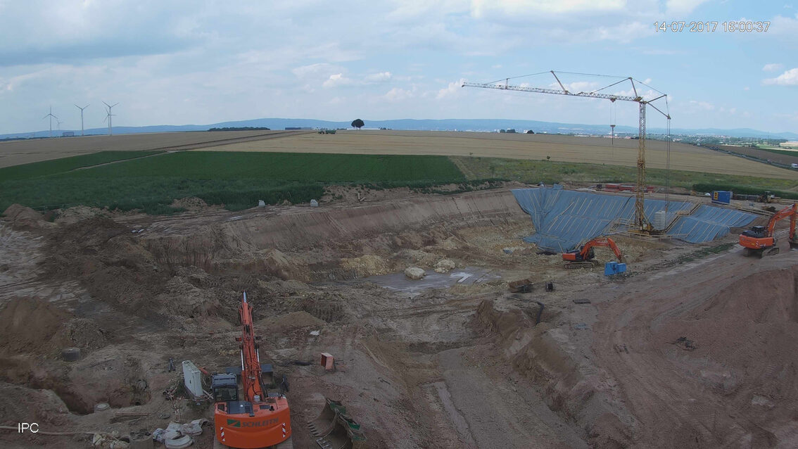 Baustelle Neues Regenrückhaltebecken Ebersheim Juli 2017