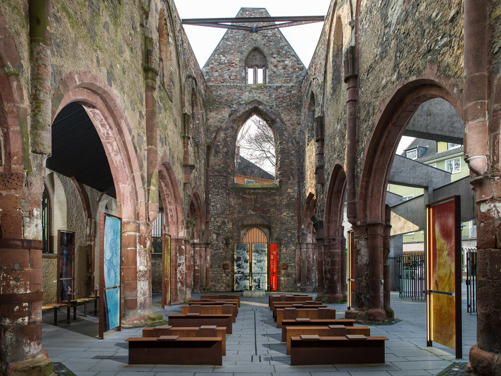 Mahnmal St. Christoph, Innenraum