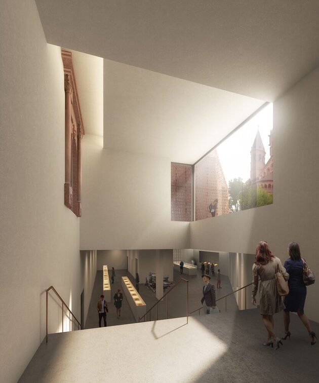 Treppenabgang in den unterirdisch gelegenen Teil des Neubaus.