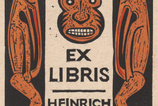 Bildergalerie Gutenberg-Museum "Grafik und Exlibris" Exlibris für Heinrich Meier The bookplate of the scholar Heinrich Meier, designed by J.C. Buser-Kobler shows an African mask framed by two demons to its left and right. Undated woodcarving.