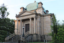 Bildergalerie "Friedhöfe - Hauptfriedhof" Historisches Krematorium: 1903 gebaut, 2010 außer Betrieb genommen.