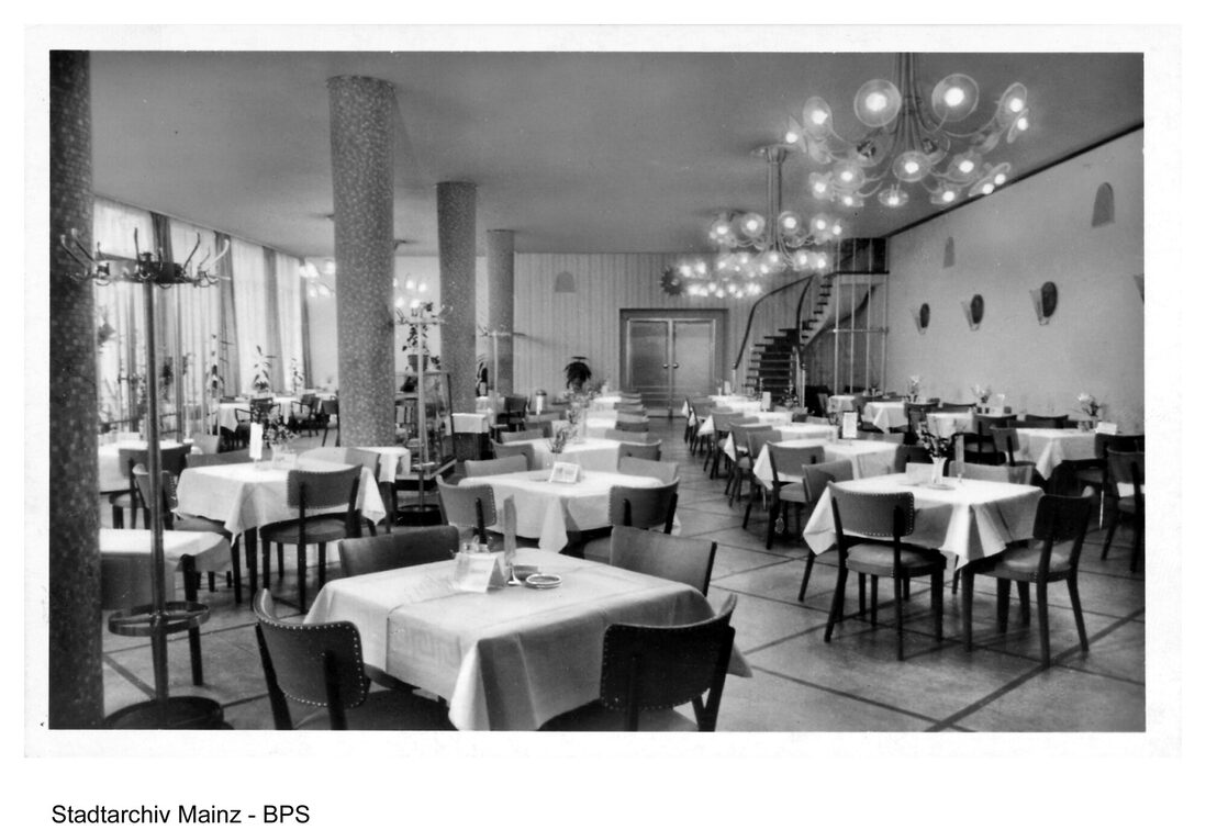 1950'lerde tren istasyonu restoranı