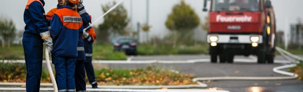 Jugendfeuerwehr bei einer Übung