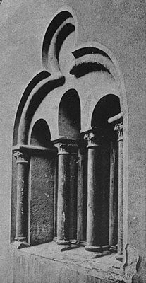 Ventana en el lado oeste del Heilig Geist.