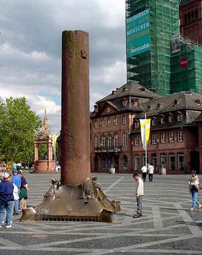 The haystack on the cathedral square