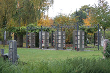 Bildergalerie "Friedhöfe - Hauptfriedhof" Eine der zahlreichen Beisetzungsarten in Mainz: Kolumbarien