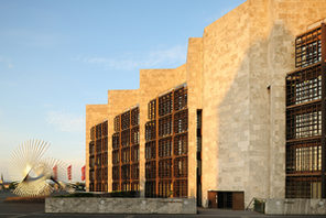 Das Mainzer Rathaus in der Abendsonne © Carsten Costard