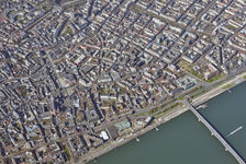 Luftbildaufnahme Mainz mit Rheinufer