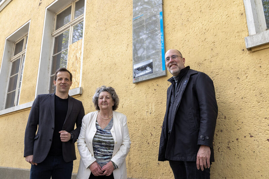 Oberbürgermeister Nino Haase, Hildegard Cöster und Altstadt Ortsvorsteher Dr. Brian Huck (v.l.n.r.)