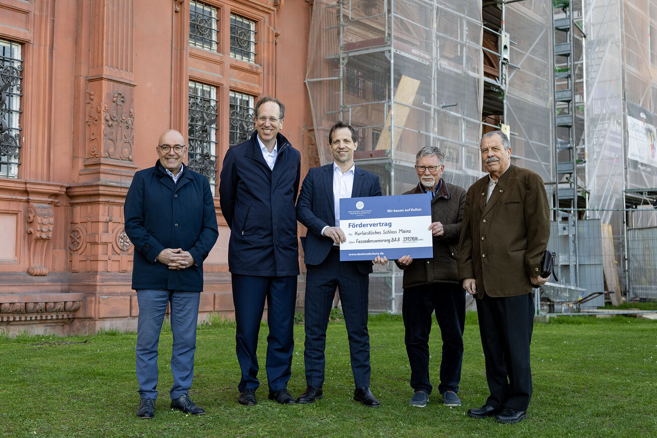 Thomas Kaut, Ludwig Holle, Nino Haase, Robert Sommer ve Peter Krawietz (soldan sağa)