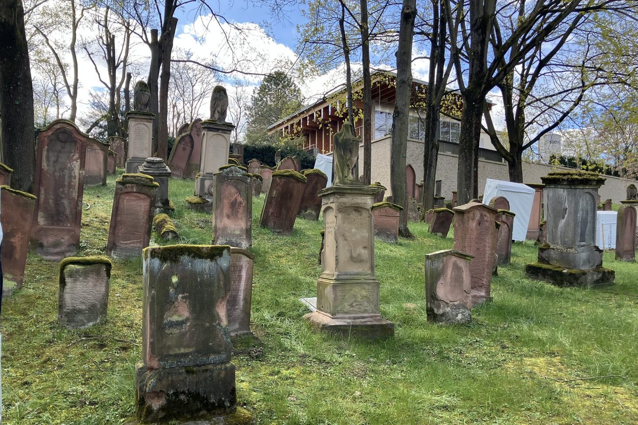 Lapidi del vecchio cimitero ebraico di Magonza, vista del futuro centro visitatori