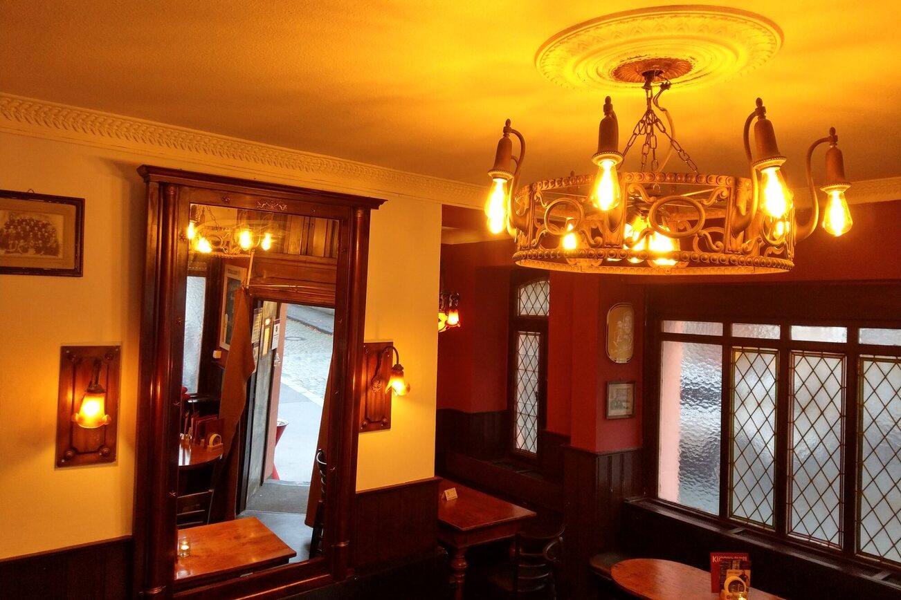 Klingelbeutel pub in the old town of Mainz