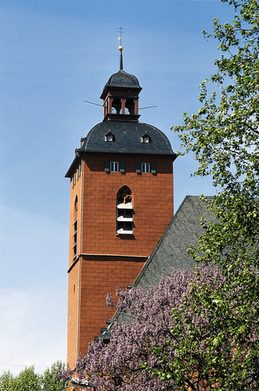 Turm der Kirche St. Quintin