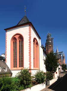 St. Johannis, im Hintergrund der Mainzer Dom