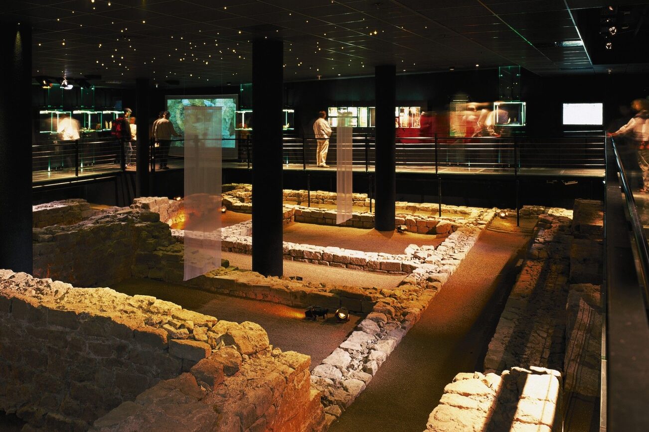 Isis und Mater Magna Heiligtum
