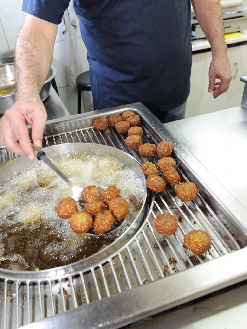 فلافل مصنوعة من الحمص