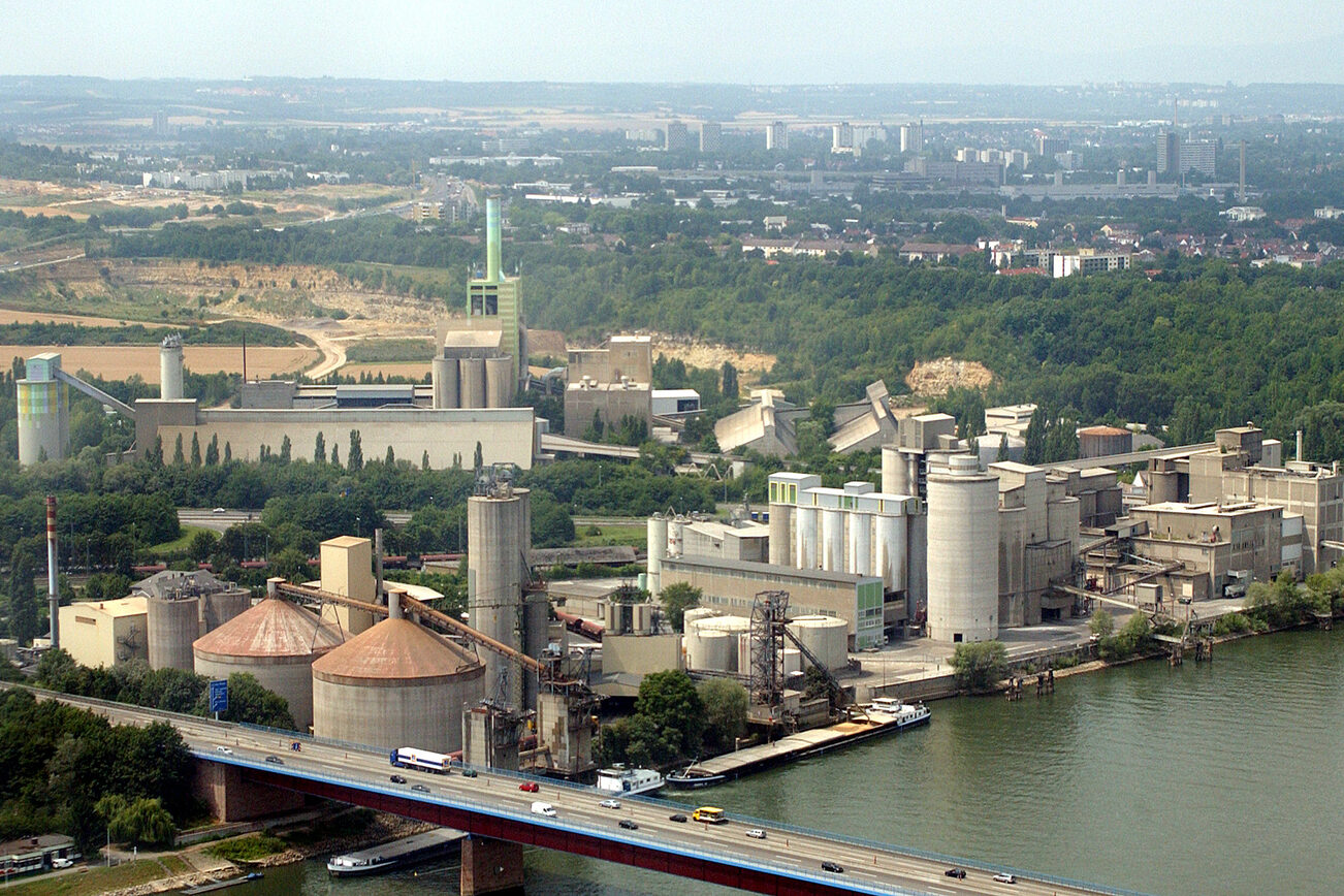 Zementwerke Weisenau