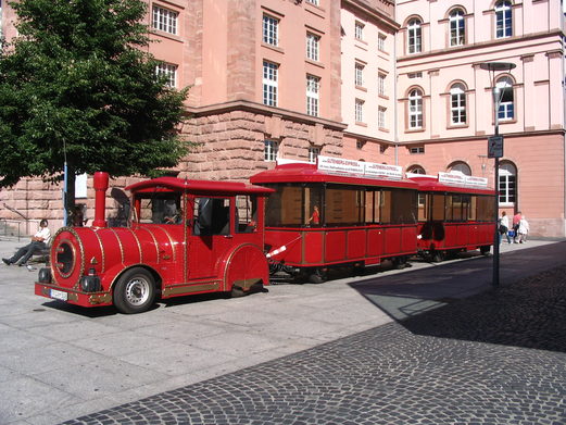 On a sightseeing tour with the Gutenberg express