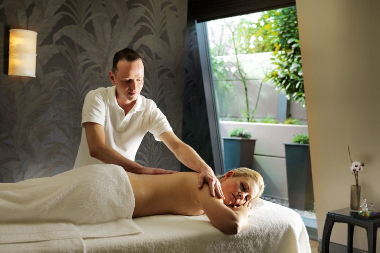 Massageraum im Club Olympus