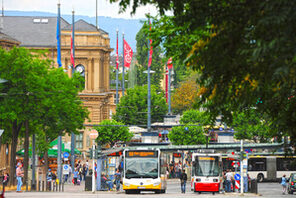 Bus am Mainzer Hauptbahnhof © Carsten-Costard