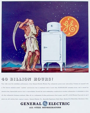 General Electric brachte 1926 einen Kühlschrank mit kompaktem Aggregat auf den Markt. Der Sensenmann staunte 1935 über den „ageless mechanism“ des „Monitor Top“. Der Ingenieur Christian Steenstrup hat das Gerät entworfen.