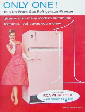 Der Whirlpool-Kühlschrank von 1960 arbeitete nach dem Absorptionsprinzip und wurde mit Gas betrieben. Bei solchen Geräte war Servel-Electrolux zwischen 1926 und 1956 Marktführer.