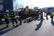 Rettungsarbeiten an der Unfallstelle.