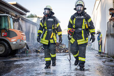 Einsatzkräfte an der Einsatzstelle.