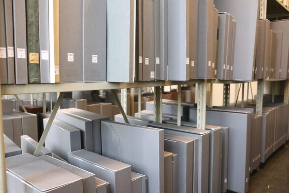 Das Museum beherbergt viele ausgewählte Bücher und Mappen.