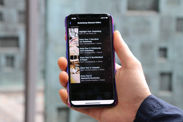 Die Lauschtour-App bietet 6 verschiedene Audioführungen durch die Dauerausstellung des Gutenberg-Museums.