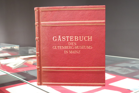 Gästebuch des Gutenberg-Museums.