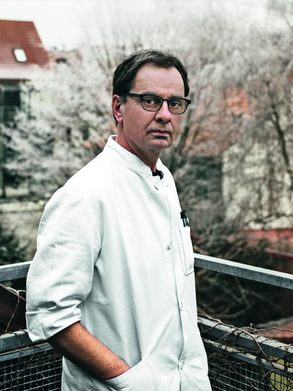 Portrait von Gerhard Steidl.