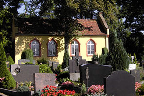Die Leichenhalle auf dem Hechtsheimer Friedhof © WB Mainz
