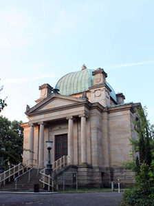 Das historische Krematorium auf dem Hauptfriedhof.