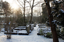 Schön, aber arbeitsintensiv: Ein Friedhof im Winter.